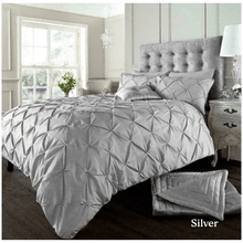 Load image into Gallery viewer, Luxury Pintuck Bedding Set 68 Pick Poly Cotton Duvet Set