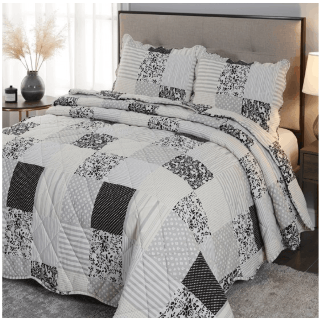 Reversible Quilted Patchwork Bedspread Set